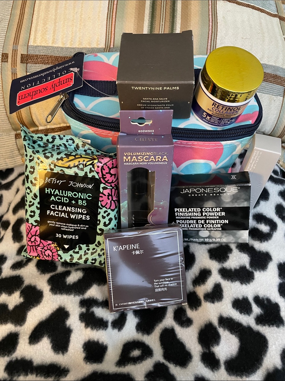 Simply Southern Bag, Facial Wipes, Facial Cream,Face Powder,Mascara, Lipgloss